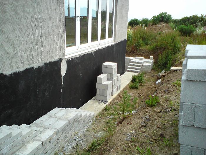 15 Retaining Wall & Cess Tank (48)